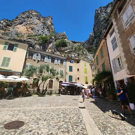 Le Nid D'estoublon Estoublon